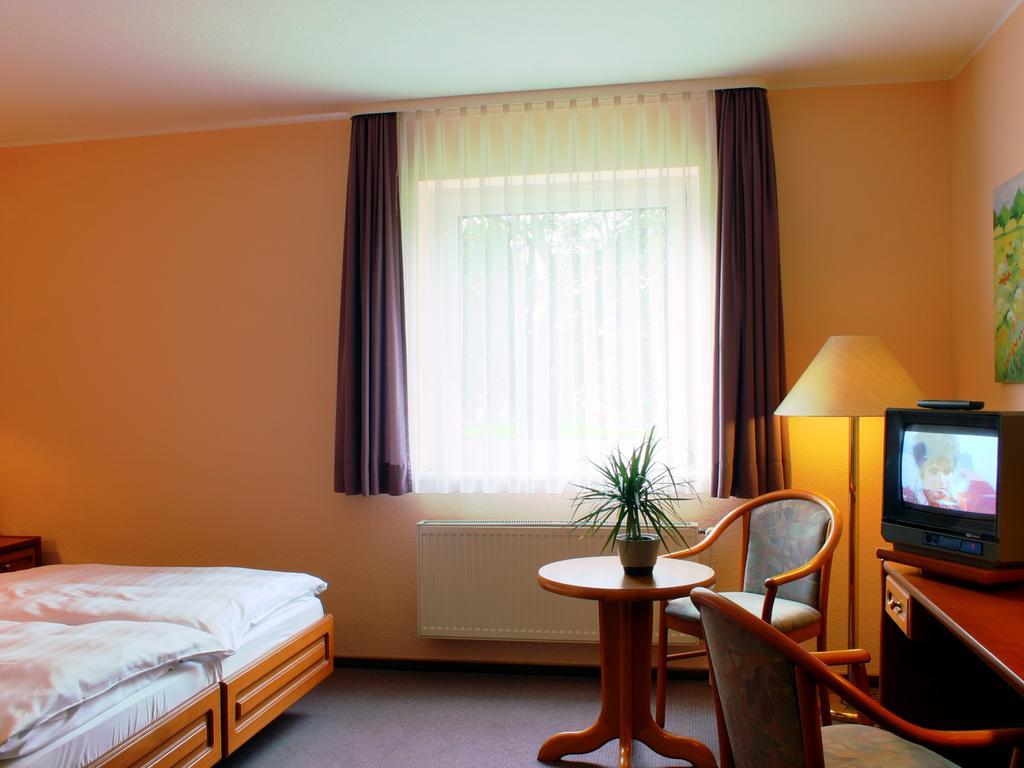 Kaerntner Stub'N Hotel Koenigslutter am Elm Ngoại thất bức ảnh