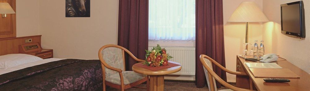 Kaerntner Stub'N Hotel Koenigslutter am Elm Ngoại thất bức ảnh